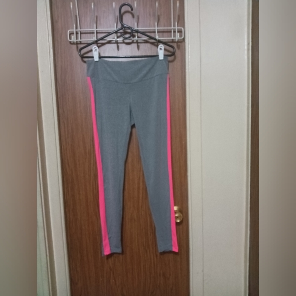 Star-Fit Gray and Pink Leggings - L
